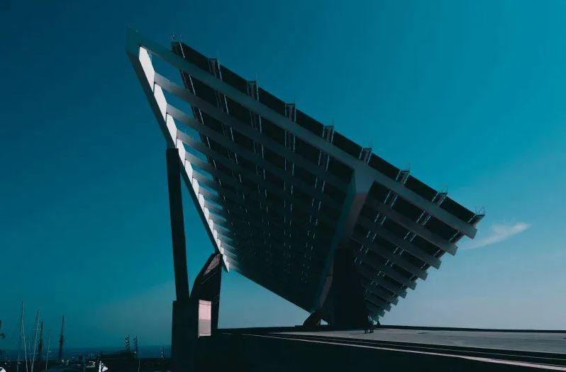 What is a virtual solar power plant?